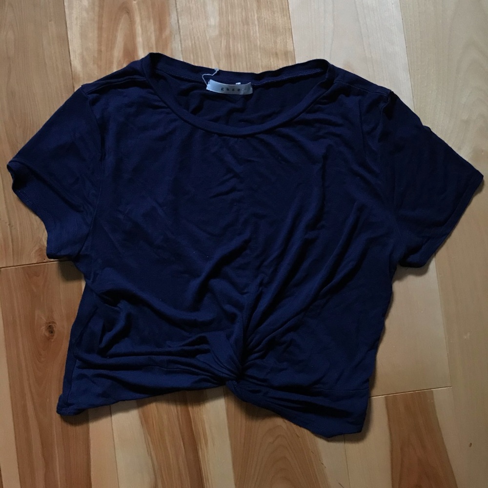 Gaze Cropped T-Shirt